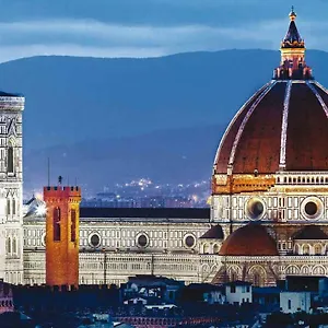Florece Lux , Florencia Italia